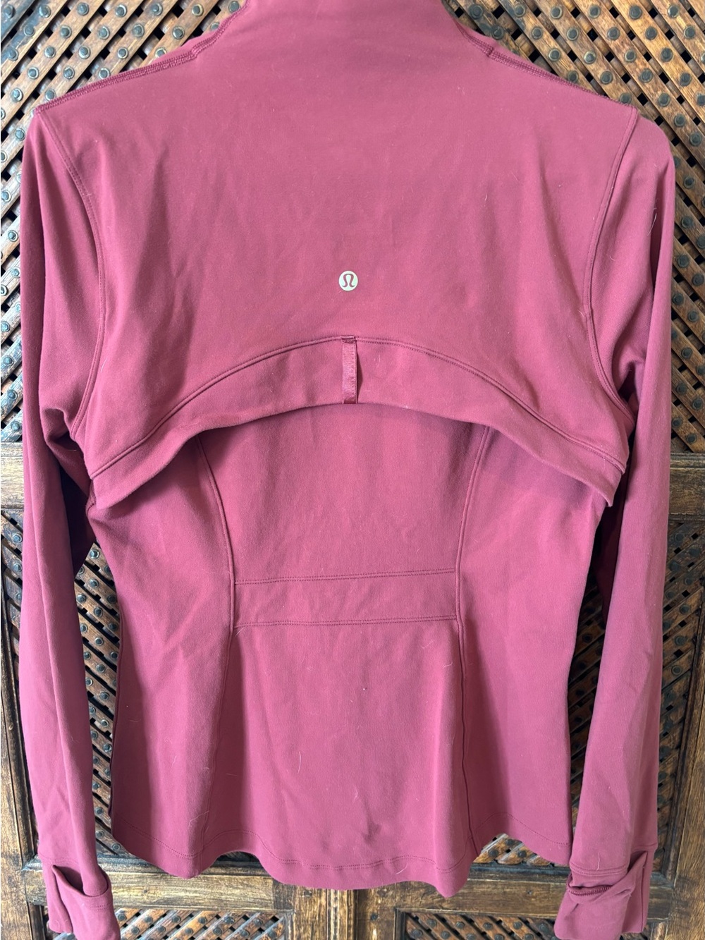 LULULEMON Women's “Define” Jacket in “Raspberry Rave” - Picture 4 of 8